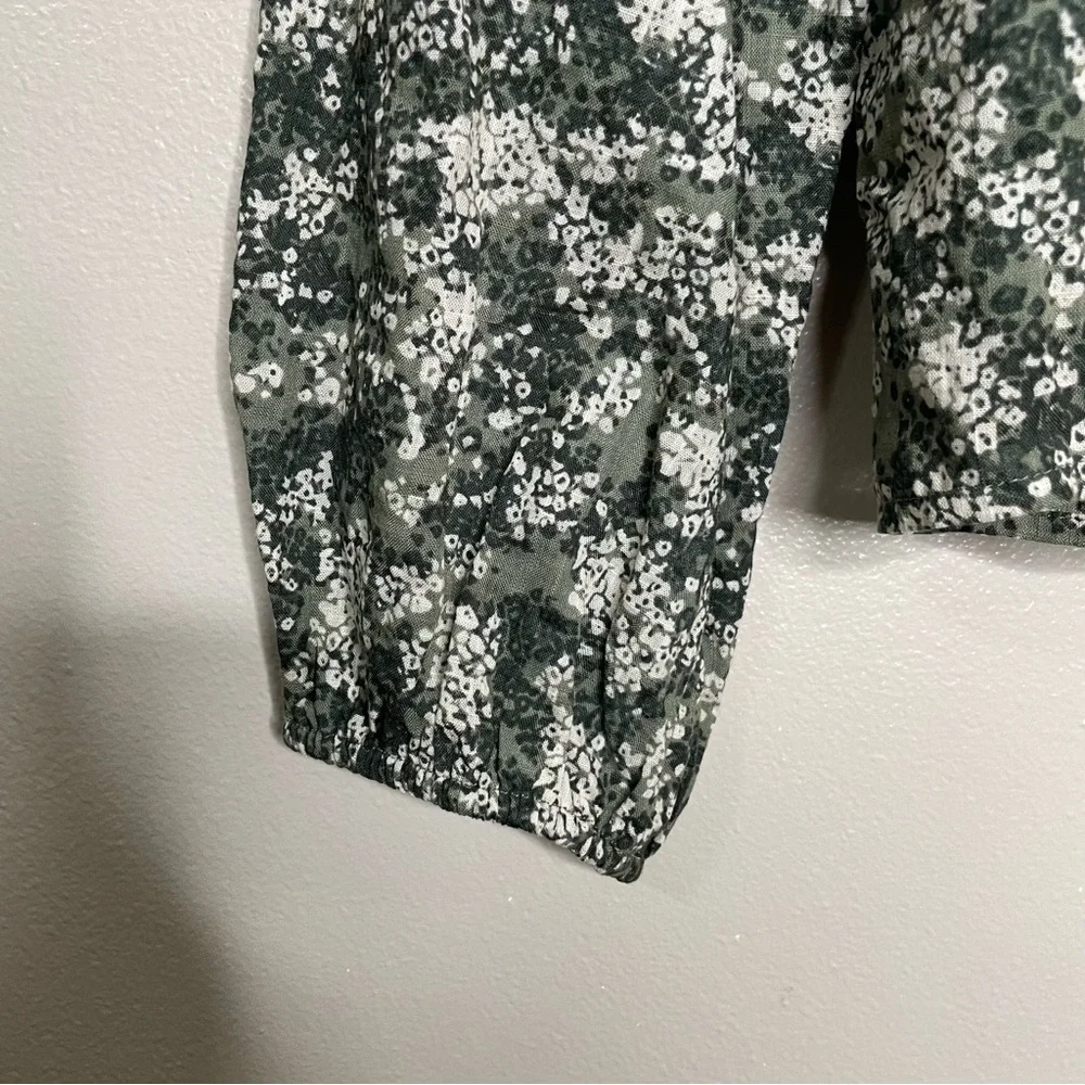 ana | NWT Sage Green Floral Boho Blouse‎